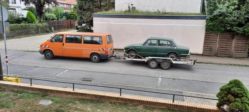 Die erste große Herausforderung – ein Oldtimer.